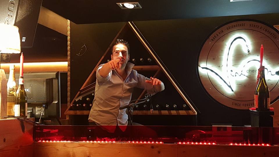 VIN CHEZ MOI 